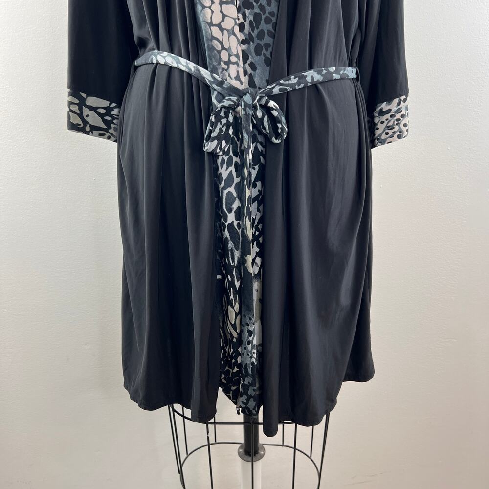 Josie Natori Black Robe Leopard Print Open Front … - image 3